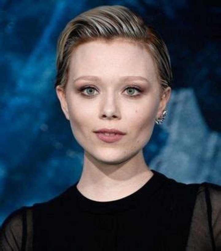 Ivanna Sakhno Height Weight Body Measurements Shoe Size Facts