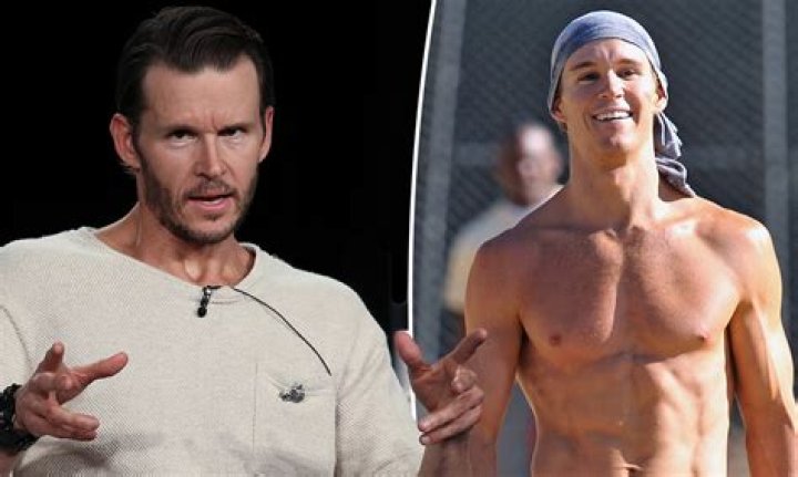Ryan Kwanten Height Weight Body Measurements Shoe Size Stats Facts